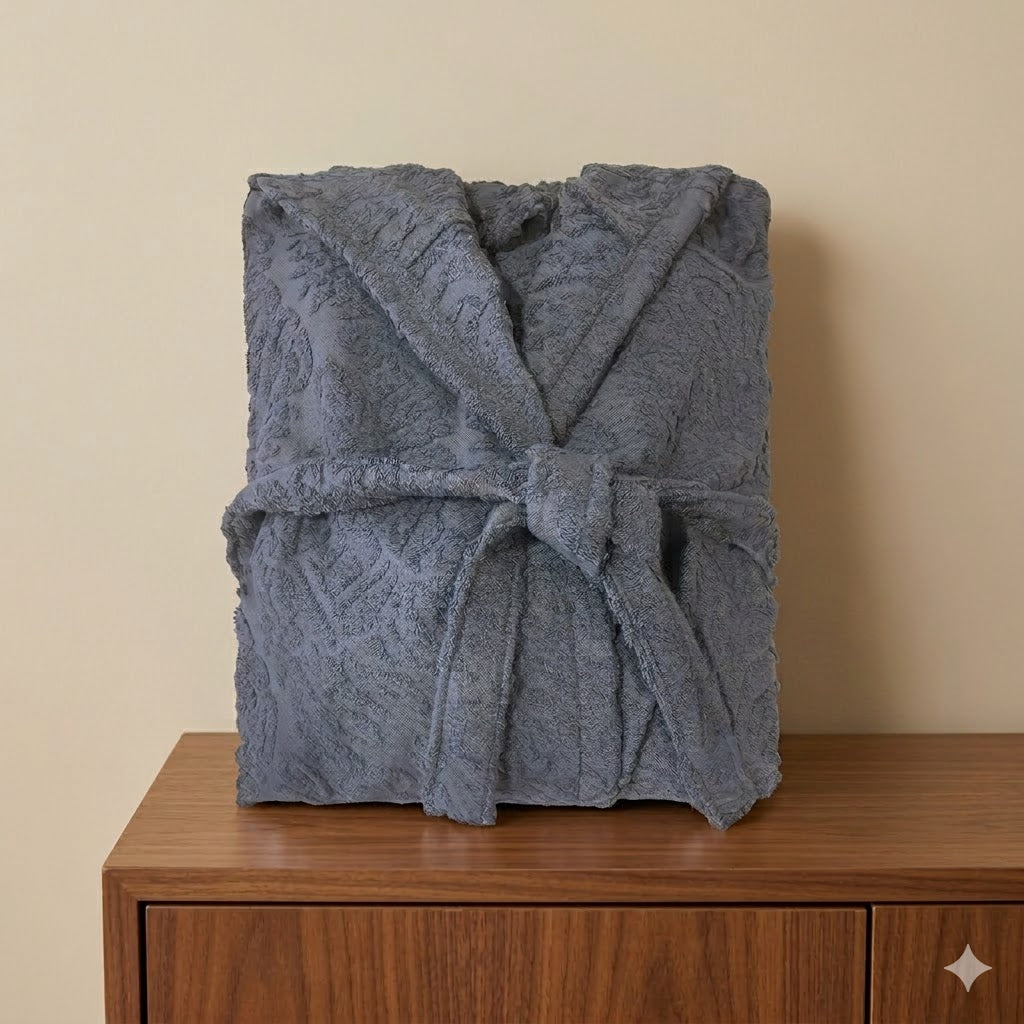 Халат с качулка CHIC