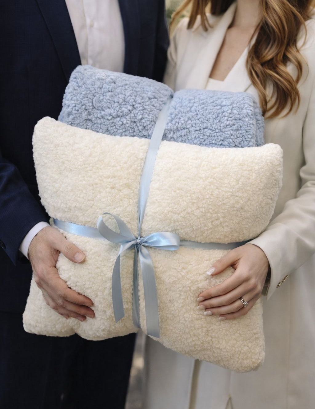 КОМПЛЕКТ ОДЕЯЛО И ВЪЗГЛАВНИЦА "ЗА НЕГО И  НЕЯ"